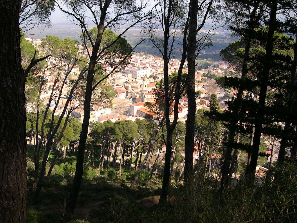 B&B Antoclo Di Concas Angela Margherita Villacidro Exterior foto