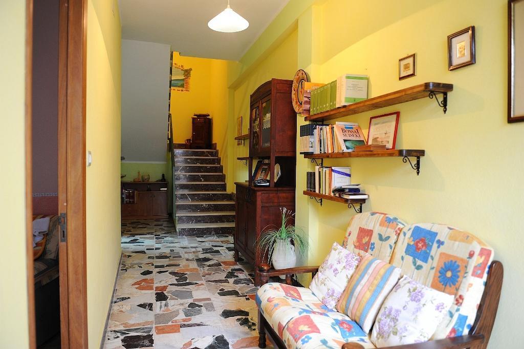 B&B Antoclo Di Concas Angela Margherita Villacidro Exterior foto